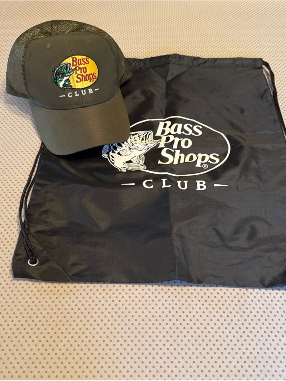 Bass Pro Shops Olive Green Mesh‎ Hat with Black Club Drawstring Pack